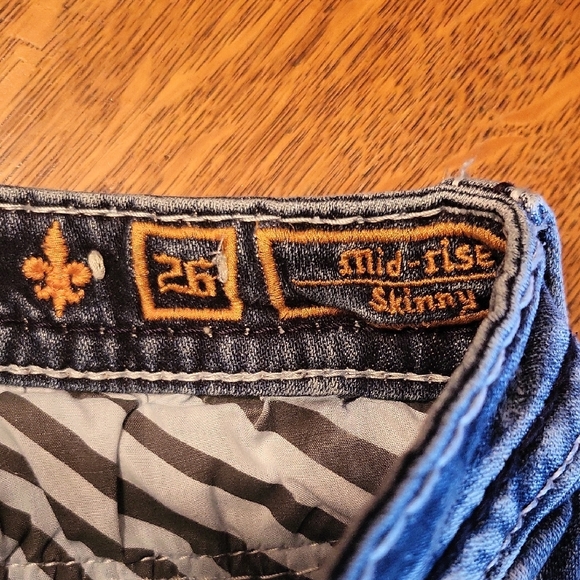 Rock Revival Rosalie Mid-Rise Skinny Jeans Size 26 - Picture 8 of 11